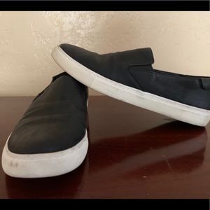 2/$10 Black Kenneth Cole Reaction slip ons